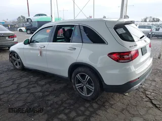 2020 Mercedes-Benz GLC 300 z VIN W1N0G8DB6LF803198, wystawiony jako IAAI lot #41170361 z przebiegiem 56 556 mil mil oraz . Historia ofert i sprzedaży dostępna na DreamBid. Obrazek 3.