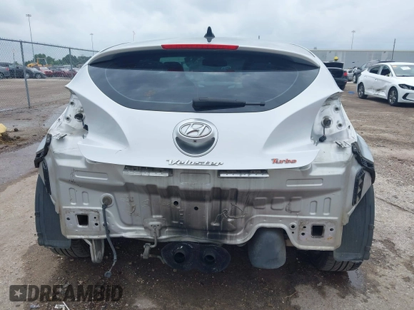 2013 Hyundai Veloster Turbo z VIN KMHTC6AE2DU122273, wystawiony jako IAAI lot #42174272 z przebiegiem 157 152 mil mil oraz . Historia ofert i sprzedaży dostępna na DreamBid. Obrazek 17.