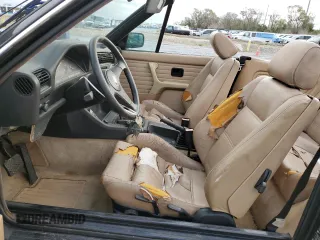 1988 BMW 3 Series z VIN WBABB2305J8860891, wystawiony jako Copart lot #41530675 z przebiegiem 123 974 mil mil oraz Czysty tytuł • Clean title. Historia ofert i sprzedaży dostępna na DreamBid. Obrazek 7.