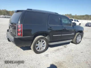 2011 GMC Yukon Denali with VIN 1GKS1EEFXBR121055, listed as a Copart auction lot 77194354 with 98,806 mi miles and Salvage Title. Bid and sale history available at carsss.com. Image 3.