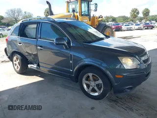 2013 Chevrolet Captiva Sport LT with VIN 3GNAL3EK1DS576970, listed as a IAAI auction lot 40300422 with 95,483 mi miles. Bid and sale history available at carsss.com. Image 1.