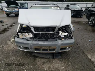 2000 Volvo V70 with VIN YV1LZ56DXY2657666, listed as a Copart auction lot 86204324 with 180,199 mi miles and Salvage Title. Bid and sale history available at carsss.com. Image 5.