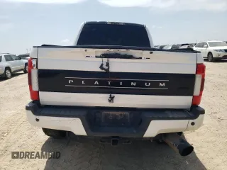 2018 Ford F-250 XL z VIN 1FT7W2BT9JEC40913, wystawiony jako Copart lot #65584154 z przebiegiem 117 570 mil mil oraz Szkoda całkowita • Salvage title. Historia ofert i sprzedaży dostępna na DreamBid. Obrazek 6.