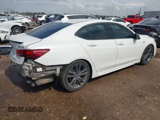 2018 Acura TLX w/A-SPEC Pkg z VIN 19UUB2F67JA008631, wystawiony jako IAAI lot #42039884 z przebiegiem 106 680 mil mil oraz . Historia ofert i sprzedaży dostępna na DreamBid. Obrazek 4.