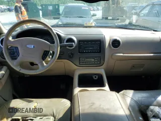 2003 Ford Expedition Eddie Bauer z VIN 1FMFU18L23LC21326, wystawiony jako Copart lot #54671085 z przebiegiem 186 518 mil mil oraz Szkoda całkowita • Salvage title. Historia ofert i sprzedaży dostępna na DreamBid. Obrazek 8.