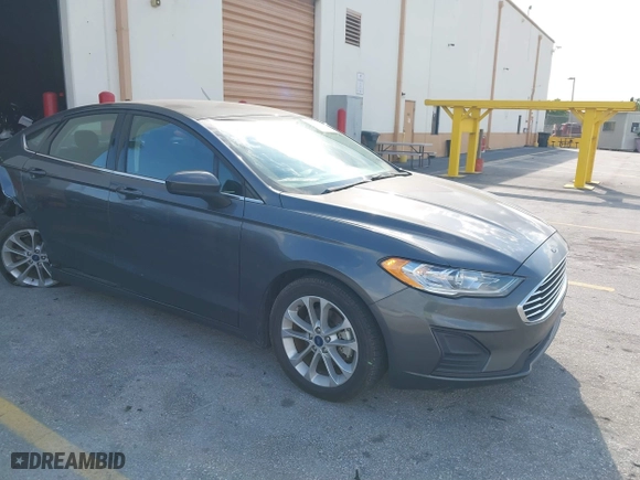 2020 Ford Fusion Hybrid SE with VIN 3FA6P0LU7LR246462, listed as a IAAI auction lot 41766758 with 40,817 mi miles. Bid and sale history available at carsss.com. Image 1.