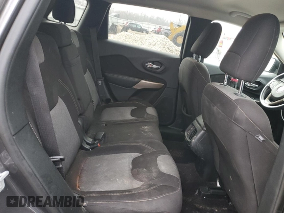 2017 Jeep Cherokee Altitude z VIN 1C4PJLABXHW578483, wystawiony jako Copart lot #84121914 z przebiegiem 118 259 mil mil oraz Szkoda całkowita • Salvage title. Historia ofert i sprzedaży dostępna na DreamBid. Obrazek 11.