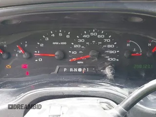 2008 Ford Econoline Passenger XL с VIN 1FBNE31L98DB23757, выставлен на аукционе IAAI как лот 42110564 с пробегом 298 123 миль миль и . История ставок и продаж доступна на DreamBid. Изображение 7.