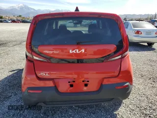 2022 Kia Soul LX with VIN KNDJ23AU0N7183707, listed as a Copart auction lot 47773255 with 30,228 mi miles and Salvage Title. Bid and sale history available at carsss.com. Image 6.