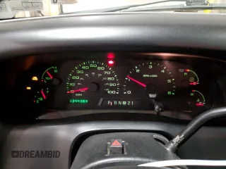 2003 Ford F-250 XL с VIN 1FTNW21LX3EA89107, выставлен на аукционе Copart как лот 86303784 с пробегом 134 438 миль миль и Списание • Salvage title. История ставок и продаж доступна на DreamBid. Изображение 9.