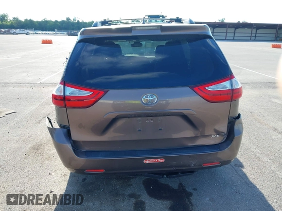 2019 Toyota Sienna XLE Auto Access Seat z VIN 5TDYZ3DC7KS984973, wystawiony jako IAAI lot #42299167 z przebiegiem 75 447 mil mil oraz . Historia ofert i sprzedaży dostępna na DreamBid. Obrazek 16.