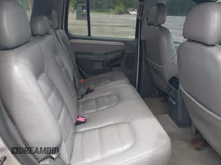 2004 Ford Explorer XLT с VIN 1FMZU63W74UB87536, выставлен на аукционе IAAI как лот 42498752 с пробегом 217 874 миль миль и . История ставок и продаж доступна на DreamBid. Изображение 8.