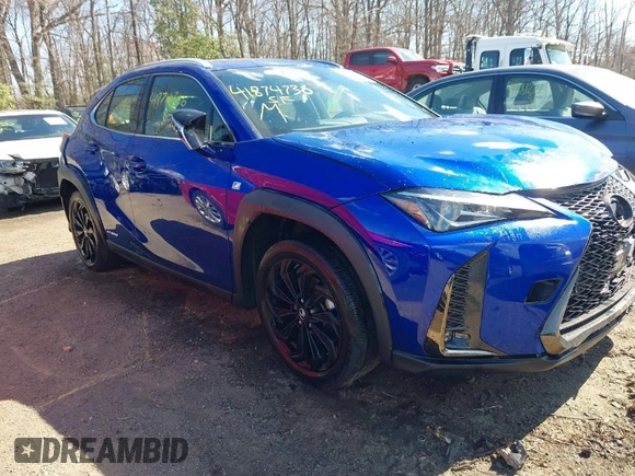 2021 Lexus UX with VIN JTHR9JBH1M2050209, listed as a IAAI auction lot 41874736 with 31,536 mi miles. Bid and sale history available at carsss.com. Image 1.