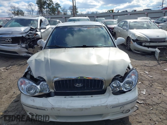 2003 Hyundai Sonata with VIN KMHWF25S13A830754, listed as a IAAI auction lot 41409518 with 207,849 mi miles. Bid and sale history available at carsss.com. Image 13.