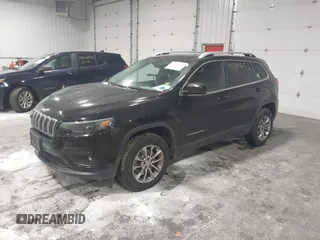 2020 Jeep Cherokee Latitude Plus с VIN 1C4PJMLB8LD564170, выставлен на аукционе IAAI как лот 41348768 с пробегом 55 573 миль миль и . История ставок и продаж доступна на DreamBid. Изображение 17.