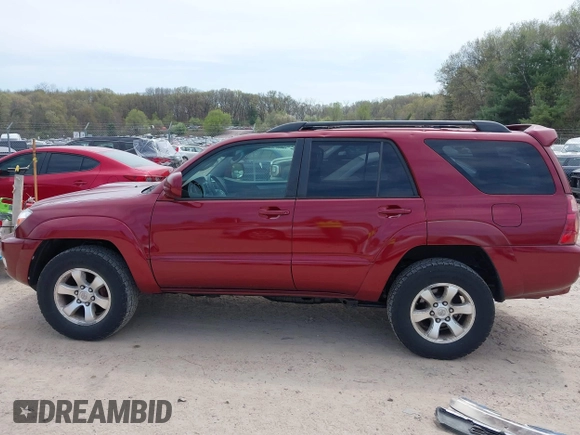 2005 Toyota 4Runner SR5 with VIN JTEBT14R458020299, listed as a IAAI auction lot 42216142 with 106,572 mi miles and . Bid and sale history available at DreamBid. Image 14.