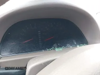 2005 Toyota Camry STD z VIN 4T1BE32K65U578545, wystawiony jako IAAI lot #41343321 z przebiegiem Nie podano mil oraz . Historia ofert i sprzedaży dostępna na DreamBid. Obrazek 7.