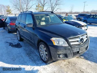 2011 Mercedes-Benz GLK-Class GLK 350 with VIN WDCGG8HB6BF684030, listed as a IAAI auction lot 41325144 with 95,189 mi miles. Bid and sale history available at carsss.com. Image 6.