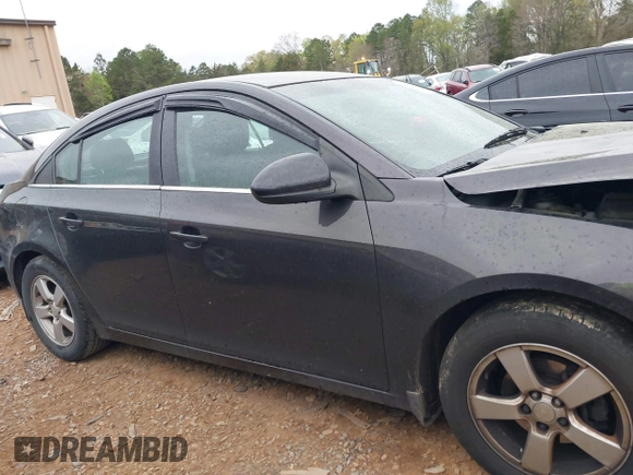 2015 Chevrolet Cruze LT with VIN 1G1PC5SB0F7189601, listed as a IAAI auction lot 41919013 with 167,617 mi miles and . Bid and sale history available at DreamBid. Image 13.