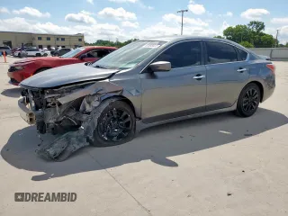 2015 Nissan Altima 2.5 with VIN 1N4AL3APXFN342596, listed as a Copart auction lot 62558605 with 143,412 mi miles and Salvage title. Bid and sale history available at DreamBid. Image 1.