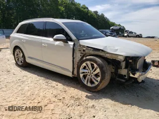 2024 Audi Q7 Premium z VIN WA1ACBF76RD006915, wystawiony jako Copart lot #56310904 z przebiegiem 2 807 mil mil oraz Szkoda całkowita • Salvage title. Historia ofert i sprzedaży dostępna na DreamBid. Obrazek 4.