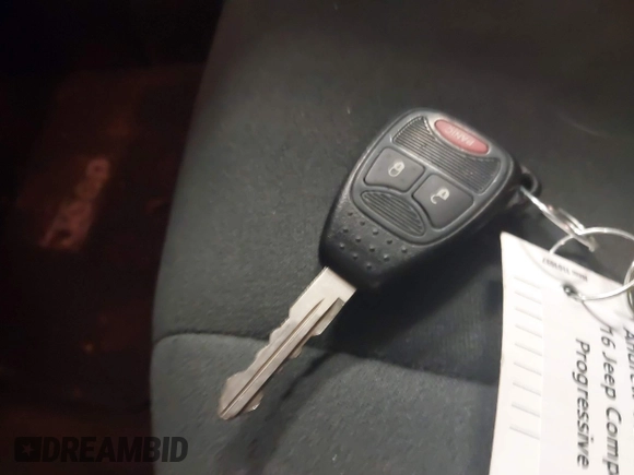 2016 Jeep Compass Sport with VIN 1C4NJDBB1GD626698, listed as a IAAI auction lot 42296053 with 175,772 mi miles and . Bid and sale history available at DreamBid. Image 11.