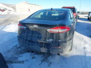 2019 Ford Fusion SE with VIN 3FA6P0HD6KR282490, listed as a IAAI auction lot 41379092 with 46,069 mi miles. Bid and sale history available at carsss.com. Image 17.