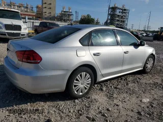 2014 Volkswagen Passat S z VIN 1VWAS7A39EC046865, wystawiony jako Copart lot #58449995 z przebiegiem 122 630 mil mil oraz Czysty tytuł • Clean title. Historia ofert i sprzedaży dostępna na DreamBid. Obrazek 3.