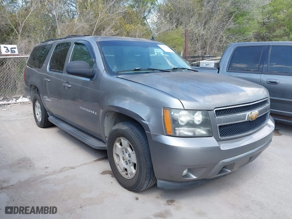 2007 Chevrolet Suburban LT with VIN 1GNFC16017R254537, listed as a IAAI auction lot 41875462 with 150,579 mi miles. Bid and sale history available at carsss.com. Image 1.