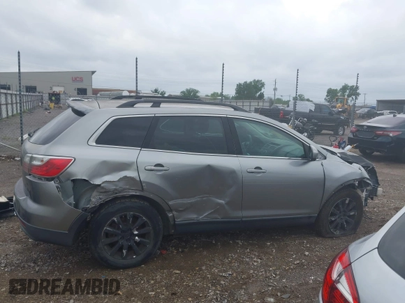 2010 Mazda CX-9 Grand Touring with VIN JM3TB3MA9A0208950, listed as a IAAI auction lot 42133824 with 225,222 mi miles and . Bid and sale history available at DreamBid. Image 14.