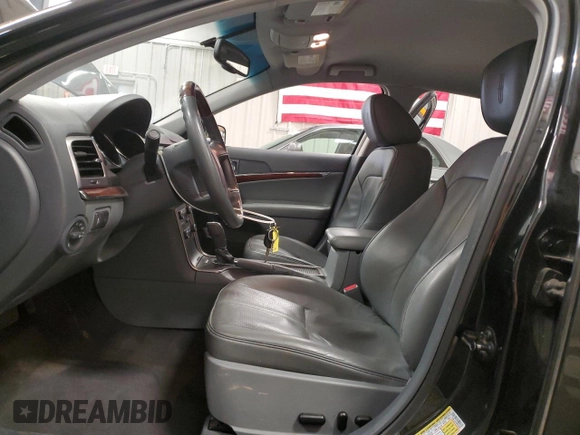 2010 Lincoln MKZ with VIN 3LNHL2JC4AR619664, listed as a Copart auction lot 53308465 with 115,877 mi miles and Clean title. Bid and sale history available at DreamBid. Image 7.