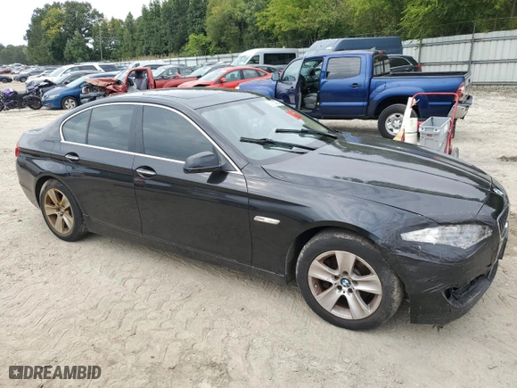 2012 BMW 5 Series 528i with VIN WBAXG5C5XCDW85651, listed as a Copart auction lot 69330964 with 0 mi miles and Clean Title. Bid and sale history available at carsss.com. Image 4.
