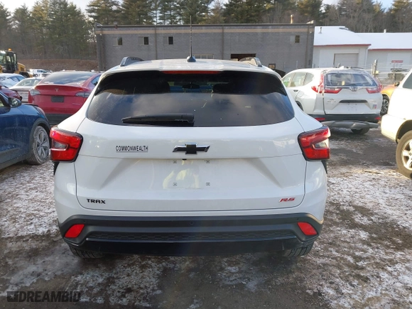 2025 Chevrolet Trax 2RS with VIN KL77LJEPXSC022734, listed as a IAAI auction lot 41373866 with 3,820 mi miles. Bid and sale history available at carsss.com. Image 17.