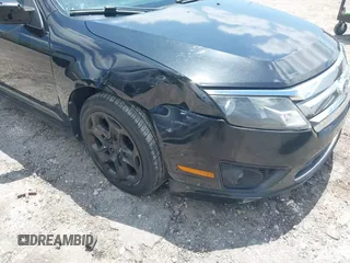 2011 Ford Fusion SE with VIN 3FAHP0HA7BR203021, listed as a IAAI auction lot 42046472 with 155,293 mi miles. Bid and sale history available at carsss.com. Image 6.