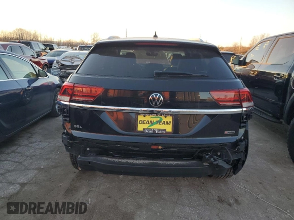 2021 Volkswagen Atlas SEL Premium z VIN 1V2TC2CA0MC204403, wystawiony jako Copart lot #83546004 z przebiegiem 30 314 mil mil oraz Szkoda całkowita • Salvage title. Historia ofert i sprzedaży dostępna na DreamBid. Obrazek 6.