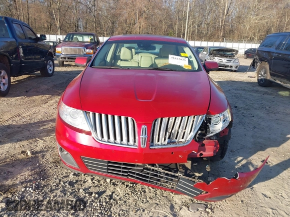 2010 Lincoln MKS with VIN 1LNHL9DR5AG603425, listed as a IAAI auction lot 41823035 with 193,513 mi miles and . Bid and sale history available at DreamBid. Image 12.