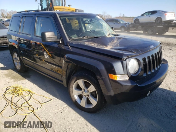 2014 Jeep Patriot Latitude with VIN 1C4NJPFB4ED894010, listed as a Copart auction lot 82109434 with Not Provided miles and Salvage Title. Bid and sale history available at carsss.com. Image 4.