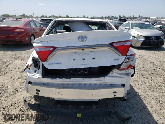 2017 Toyota Camry XLE with VIN 4T1BF1FK9HU354864, listed as a Copart auction lot 53758885 with 32,883 mi miles and Salvage Title. Bid and sale history available at carsss.com. Image 6.