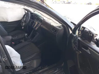 2022 Volkswagen Tiguan SE R-Line Black с VIN 3VVCB7AXXNM091425, выставлен на аукционе IAAI как лот 42515543 с пробегом 40 771 миль миль и . История ставок и продаж доступна на DreamBid. Изображение 5.