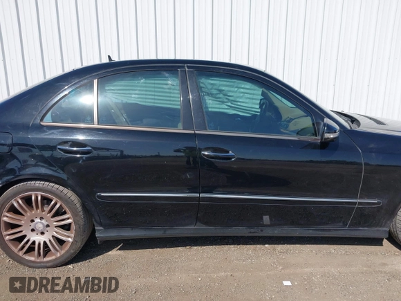 2008 Mercedes-Benz E 350 Luxury z VIN WDBUF56X58B307650, wystawiony jako IAAI lot #42004345 z przebiegiem 140 484 mil mil oraz . Historia ofert i sprzedaży dostępna na DreamBid. Obrazek 13.