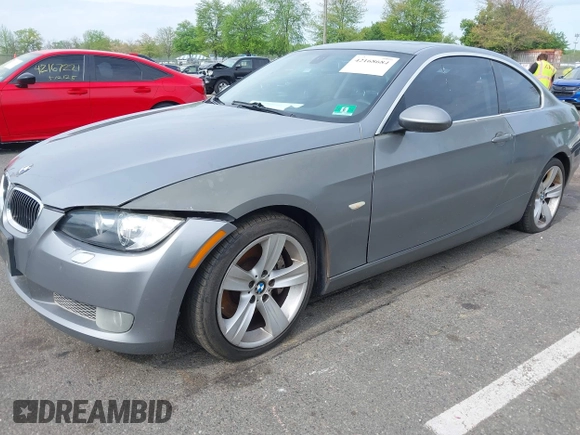 2009 BMW 3 Series 335i xDrive with VIN WBAWC73519E068547, listed as a IAAI auction lot 42168684 with 161,585 mi miles and . Bid and sale history available at carsss.com. Image 2.