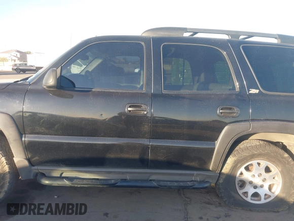 2002 Chevrolet Tahoe Z71 with VIN 1GNEK13T72R259229, listed as a IAAI auction lot 41074268 with 24,206 mi miles. Bid and sale history available at carsss.com. Image 13.