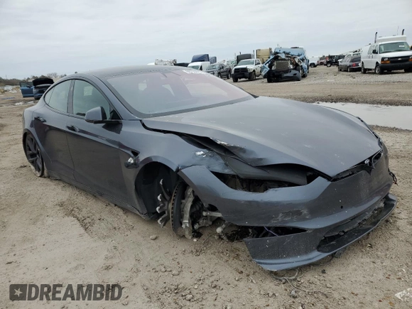 2022 Tesla Model S with VIN 5YJSA1E54NF465048, listed as a Copart auction lot 88756425 with 78,798 mi miles and Salvage Title. Bid and sale history available at DreamBid. Image 4.