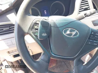 2017 Hyundai Sonata 2.4L with VIN 5NPE24AF2HH443209, listed as a IAAI auction lot 42190884 with 174,678 mi miles and . Bid and sale history available at carsss.com. Image 11.