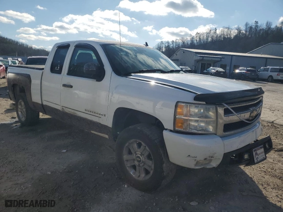 2009 Chevrolet Silverado 1500 LTZ with VIN 1GCEK39049Z136547, listed as a Copart auction lot 82596254 with 171,433 mi miles and Salvage Title. Bid and sale history available at carsss.com. Image 4.