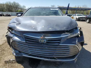 2019 Toyota Avalon Limited Hybrid z VIN 4T1B21FB7KU002918, wystawiony jako Copart lot #54236075 z przebiegiem 79 900 mil mil oraz Szkoda całkowita • Salvage title. Historia ofert i sprzedaży dostępna na DreamBid. Obrazek 5.