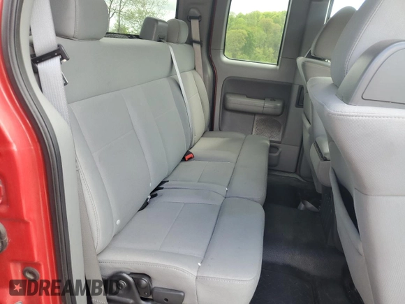 2008 Ford F-150 STX z VIN 1FTRX14W38FB37563, wystawiony jako Copart lot #56236475 z przebiegiem 185 648 mil mil oraz Szkoda całkowita • Salvage title. Historia ofert i sprzedaży dostępna na DreamBid. Obrazek 10.