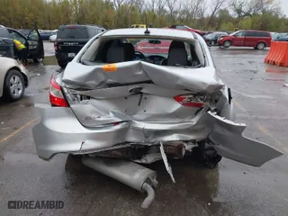 2014 Ford Focus SE with VIN 1FADP3F20EL406508, listed as a IAAI auction lot 40809098 with 89,731 mi miles. Bid and sale history available at carsss.com. Image 6.