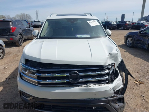 2019 Volkswagen Atlas SEL Premium with VIN 1V2NR2CA4KC612472, listed as a IAAI auction lot 42095556 with 98,397 mi miles and . Bid and sale history available at DreamBid. Image 12.