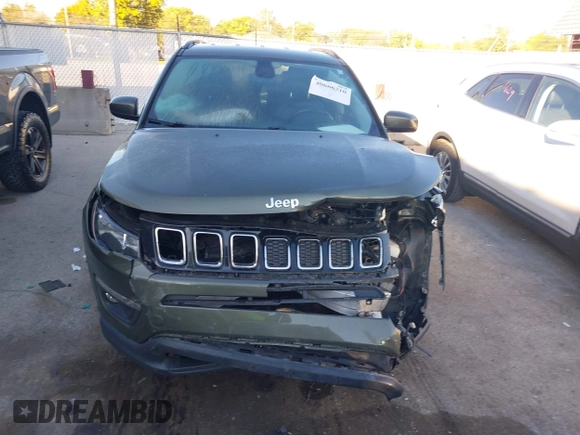 2019 Jeep Compass Altitude z VIN 3C4NJCBB6KT637645, wystawiony jako IAAI lot #40686310 z przebiegiem 60 215 mil mil oraz . Historia ofert i sprzedaży dostępna na DreamBid. Obrazek 12.